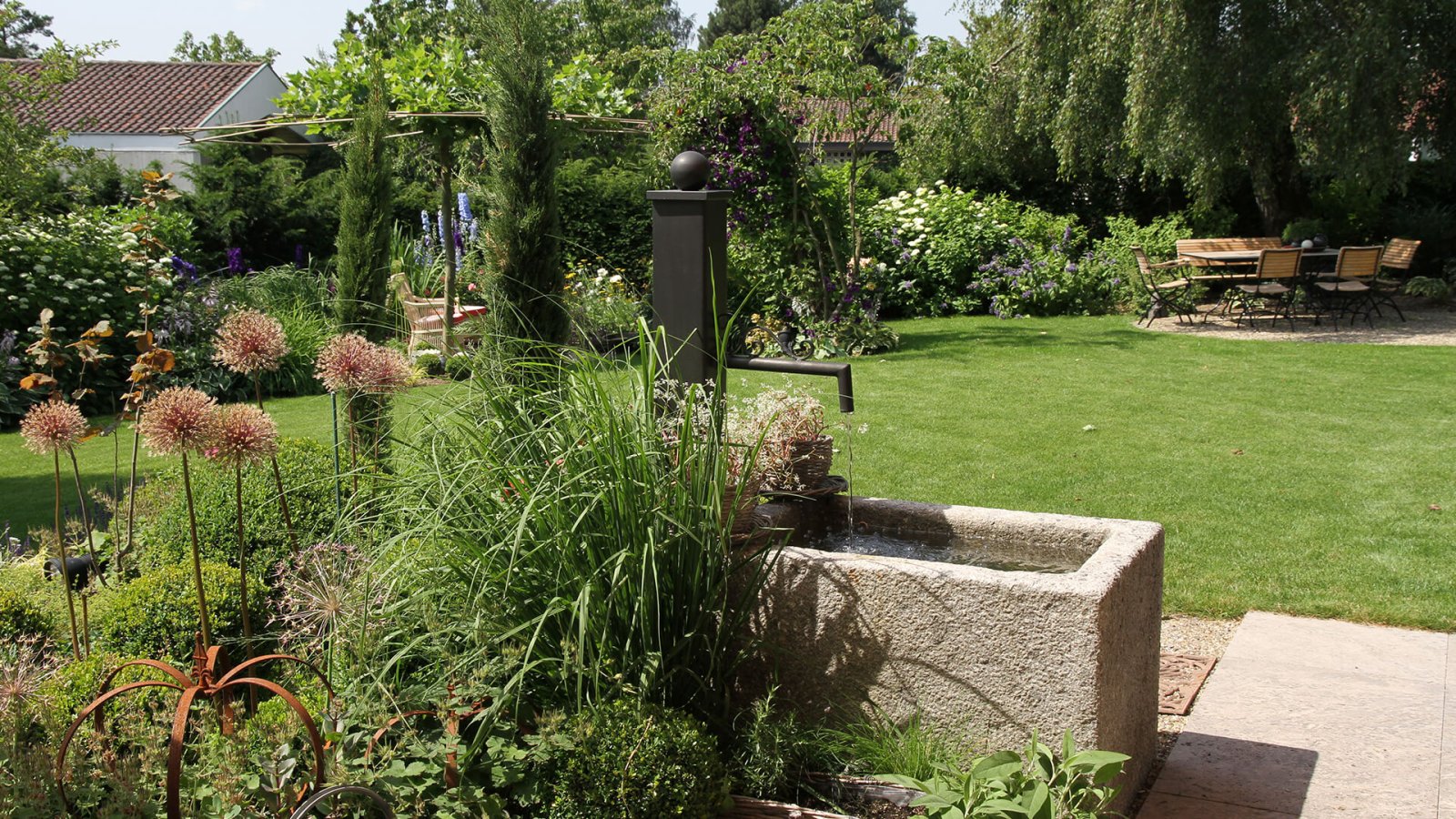 4_Romantischer_Garten_zum_Traeumen3_Laufband